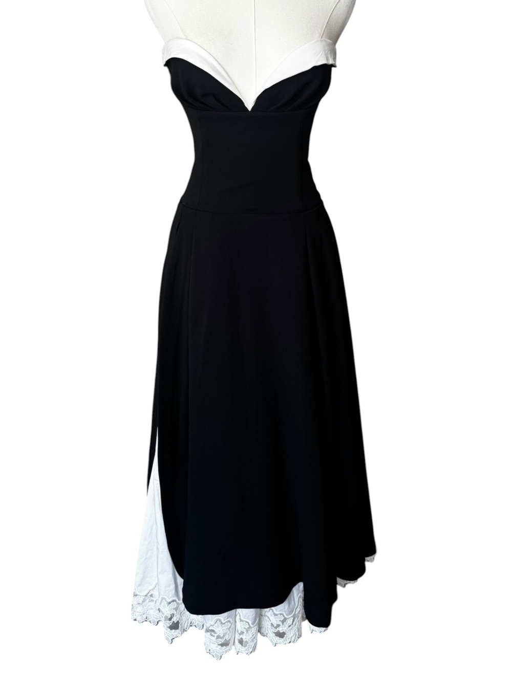 NWT Helsa The Finale Midi Dress with Lace & Poplin - Black/ White Small - Picture 5 of 15